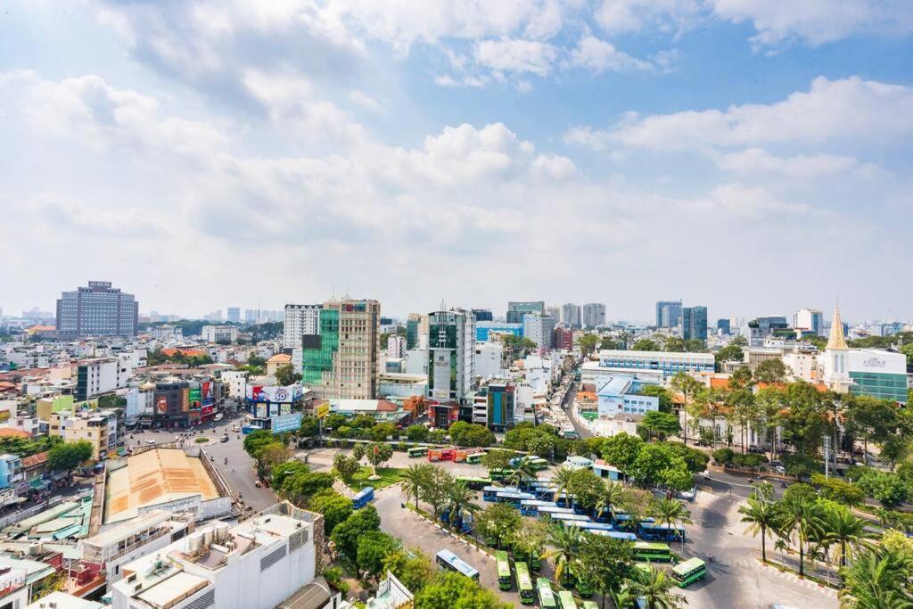 Spacious 2 Bedroom At Center 1st District TP. Hồ Chí Minh