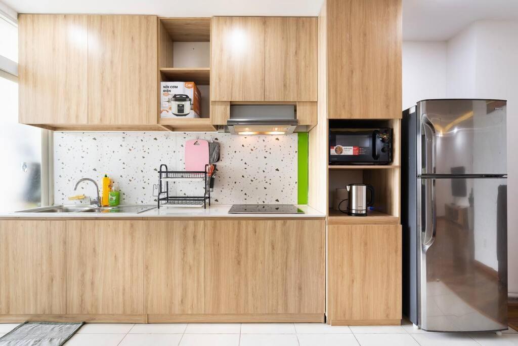 Spacious 2 Bedroom At Center 1st District *